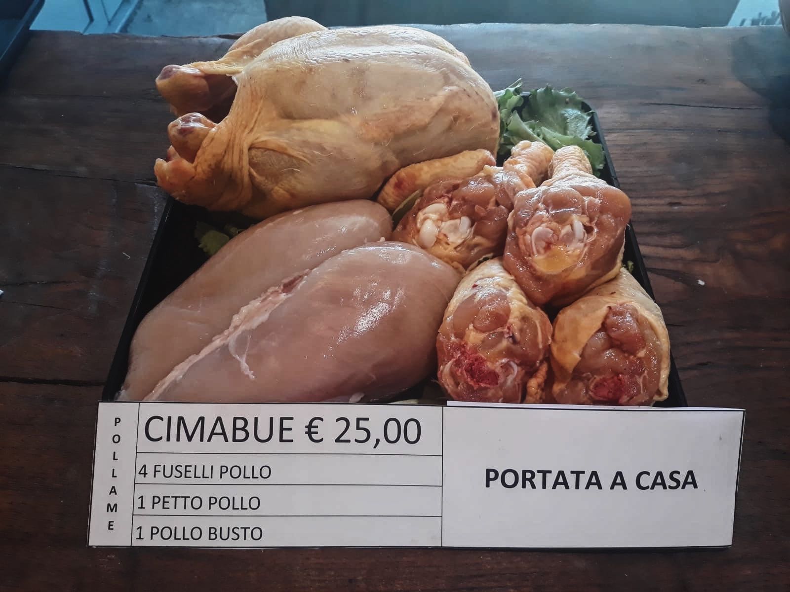 Cimabue - 4 Fuselli di pollo 0,800 kg ca., 1 Petto di pollo 0,650 kg ca., 1 Pollo busto 1,3 kg ca.